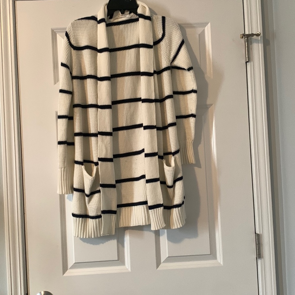 athleta costal style navy and white cardigan